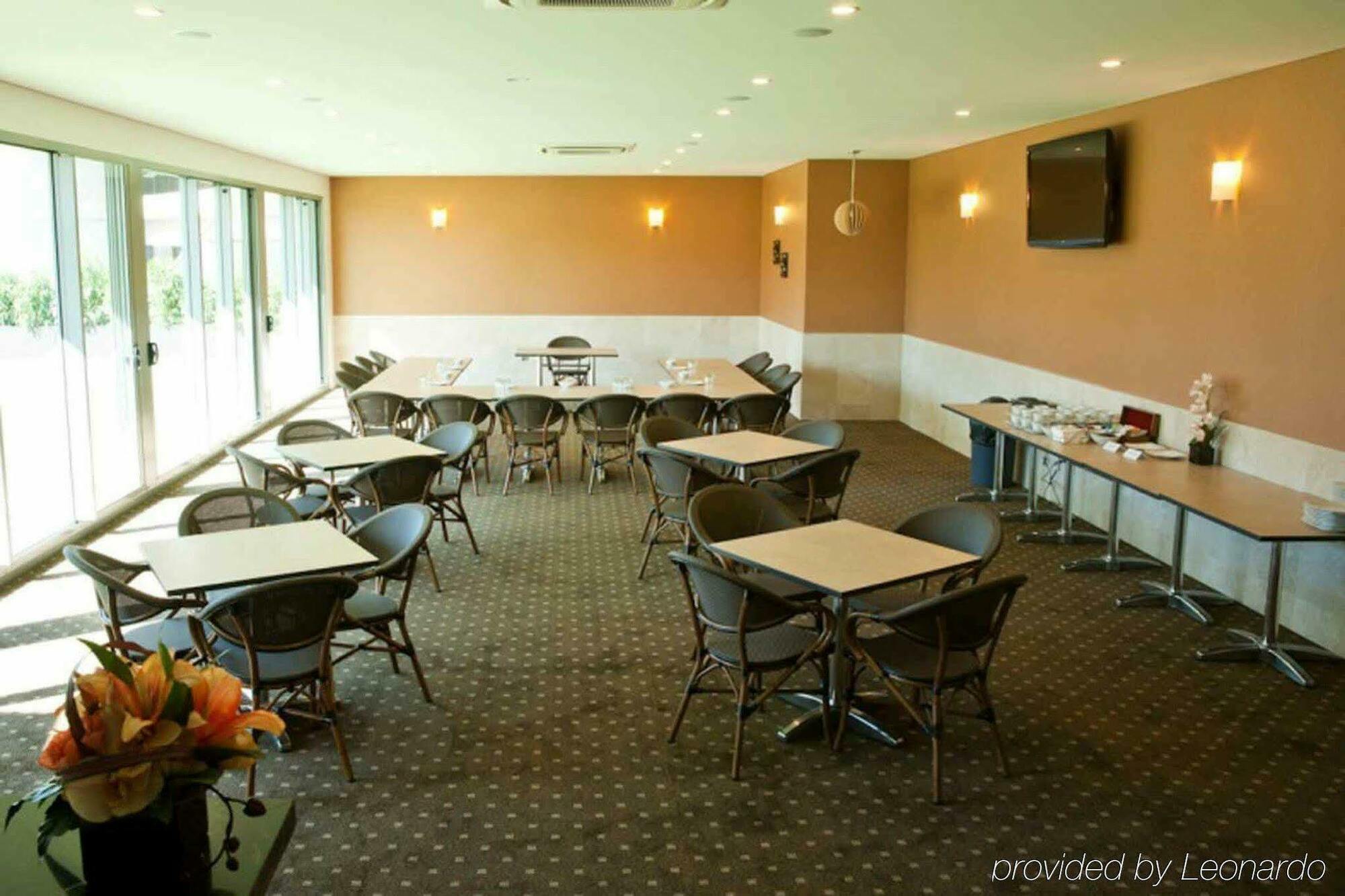 Darwin City Edge Motel & Suites Restaurang bild